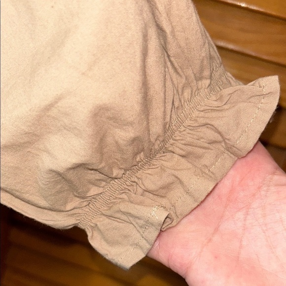 Sim & Sam Beige Puff Sleeve Junior’s Crop Top Size Small - Picture 4 of 5